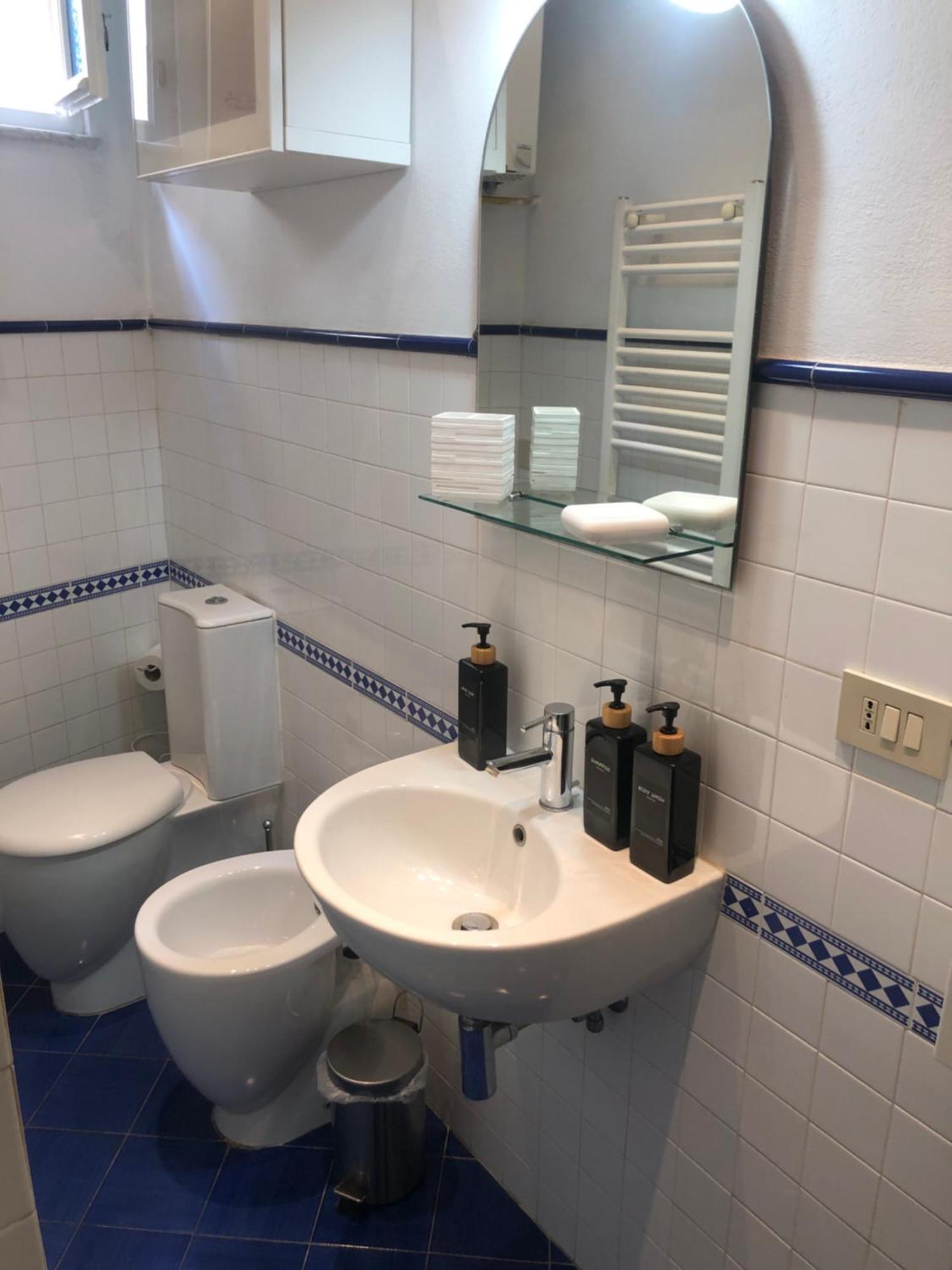 Dimora Leonardo. Centro Storico. Apartment Лука Екстериор снимка